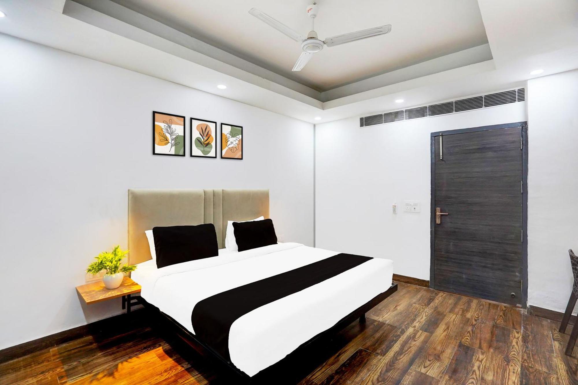 Hotel Super Townhouse Sector 104 Noida Extérieur photo