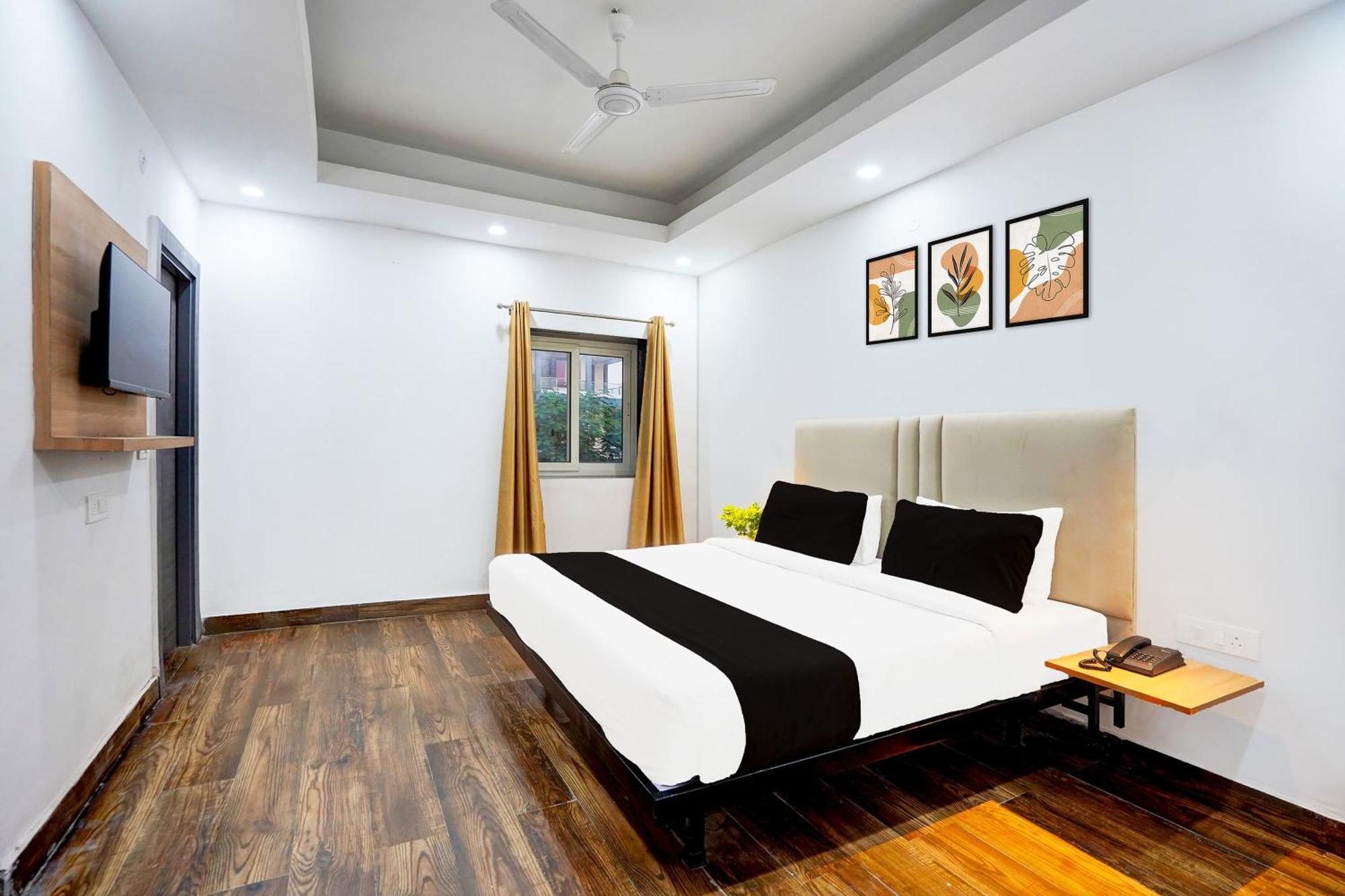Hotel Super Townhouse Sector 104 Noida Extérieur photo