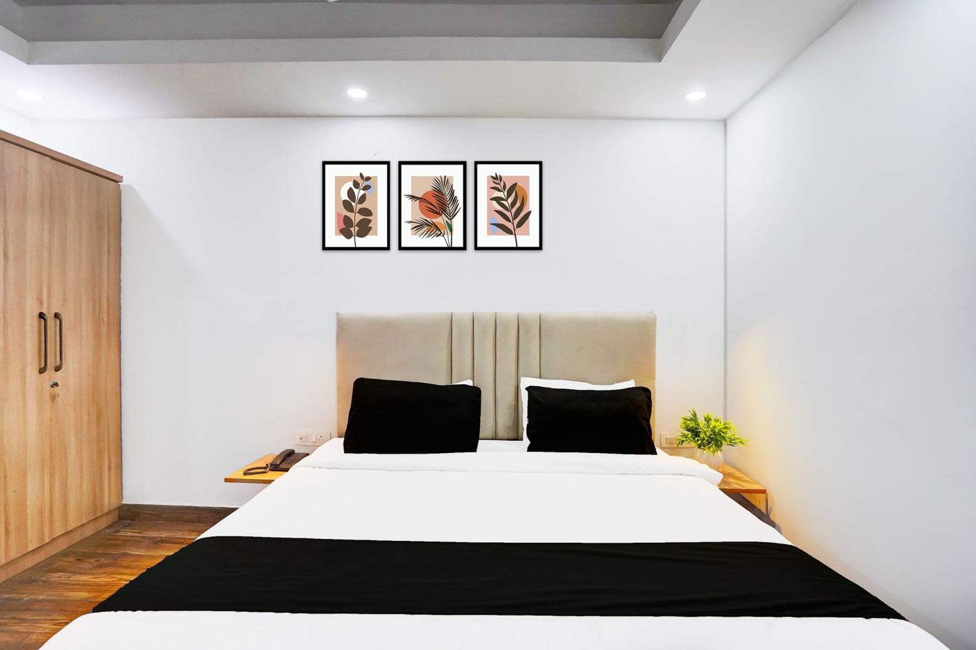 Hotel Super Townhouse Sector 104 Noida Extérieur photo
